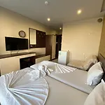 Paradiso B 210 Private Sea View * Nesebar